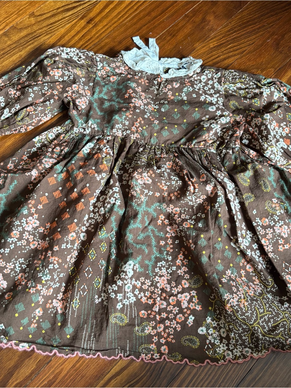 Bebe organic ditsy Floral darja Dress with Lace Trim